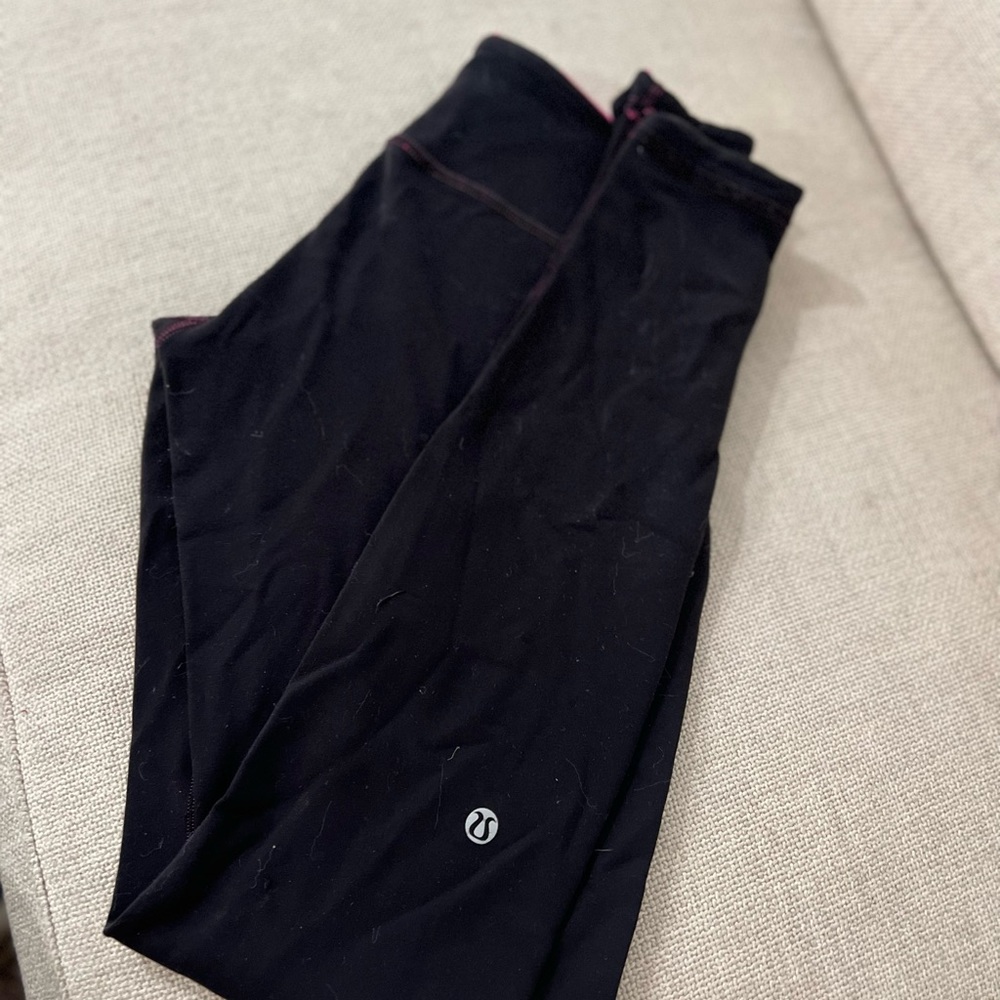 Size 10 wunder under reversible only worn a few times 🖤💗